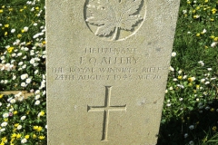 Commonwealth War Grave St Mary's Church Yard.